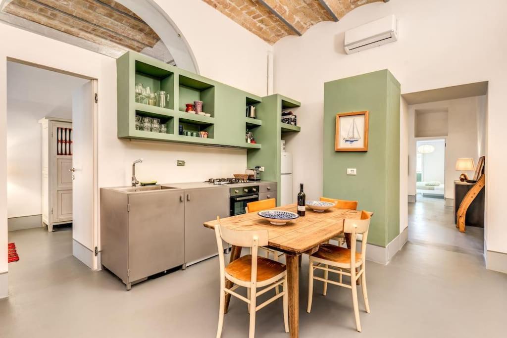 Lägenhet Trastevere 2 Bdr Orto Botanico With Private Patio